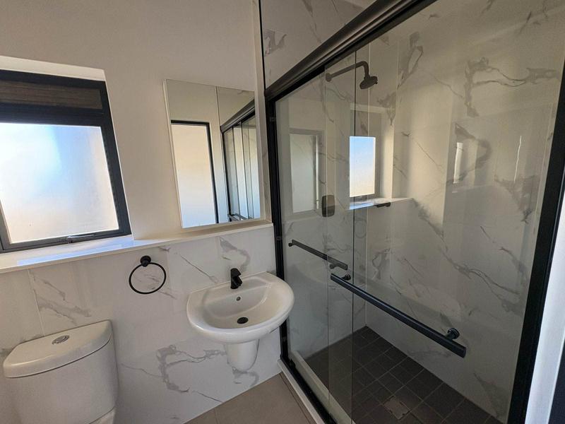 To Let 2 Bedroom Property for Rent in Richwood Western Cape